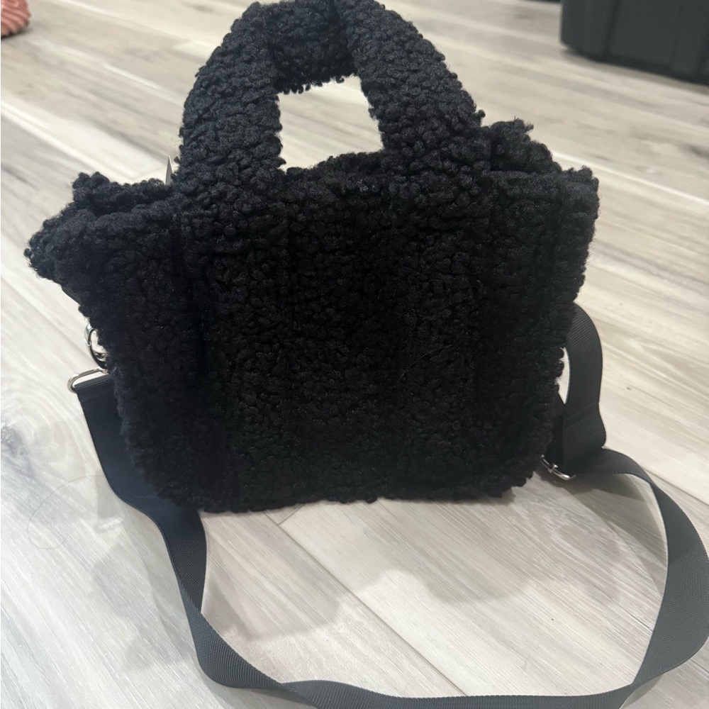 Art Class Black Textured Tote Bag